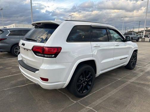2020 Jeep Grand Cherokee Altitude