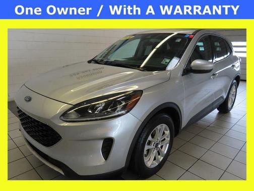 Ingot Silver Metallic 2020 Ford Escape SE