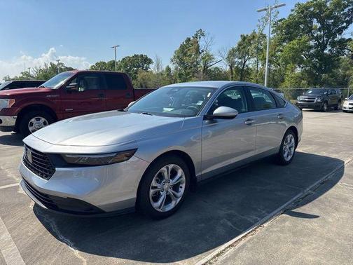 2025 Honda Accord LX 1.5T