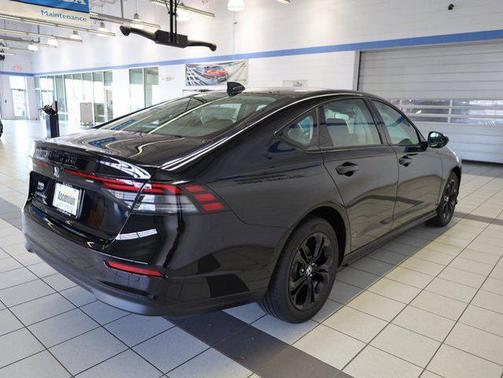 2025 Honda Accord Sport SE 1.5T