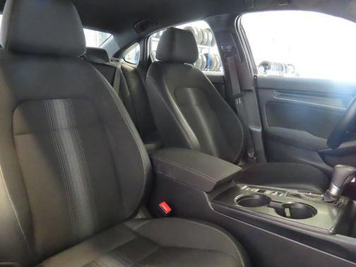 Crystal Black Pearl 2025 Honda Civic Sport