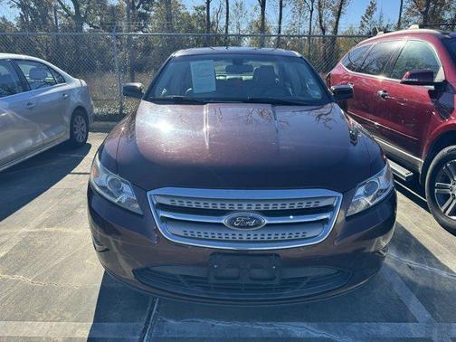 2010 Ford Taurus SEL
