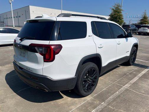 Summit White 2022 GMC Acadia FWD SLT