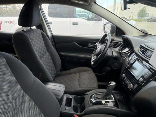 2019 Nissan Rogue Sport SV