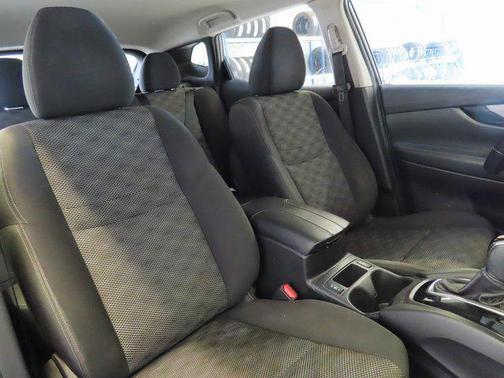 2019 Nissan Rogue Sport SV