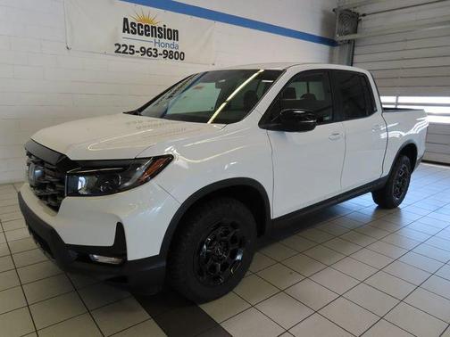 Platinum White Pearl 2026 Honda Ridgeline TrailSport+