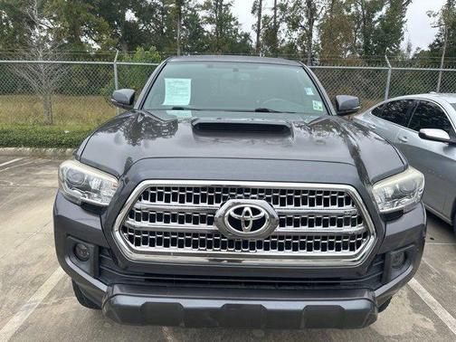2017 Toyota Tacoma TRD Sport