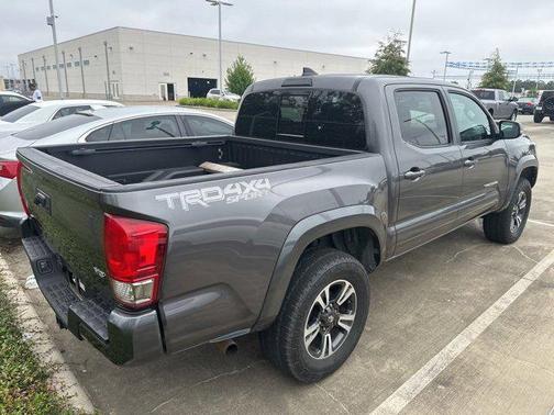 2017 Toyota Tacoma TRD Sport