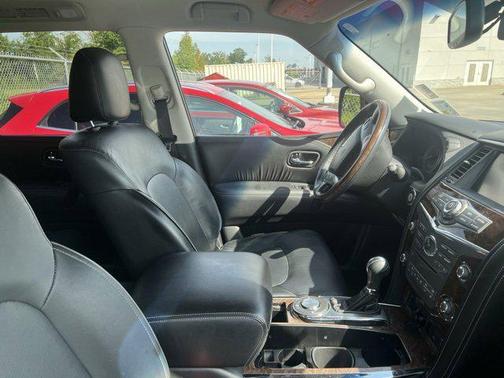 2015 INFINITI QX80 Base