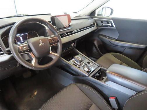 2022 Mitsubishi Outlander ES 2.5 S-AWC