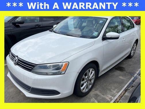 Candy White 2013 Volkswagen Jetta SE