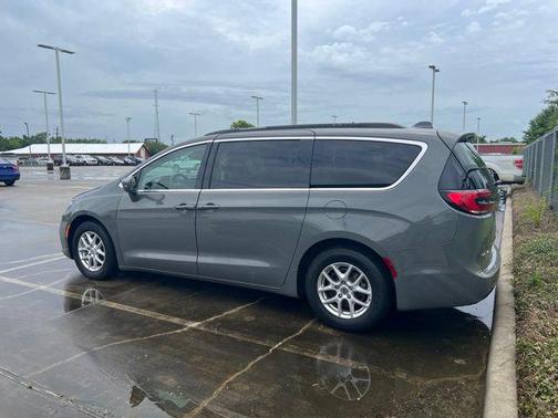 Ceramic Gray Clearcoat 2022 Chrysler Pacifica Touring L