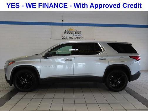 Silver Ice Metallic 2020 Chevrolet Traverse LS