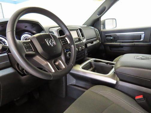 2023 RAM 1500 Classic Warlock Crew Cab 4x4 5'7' Box