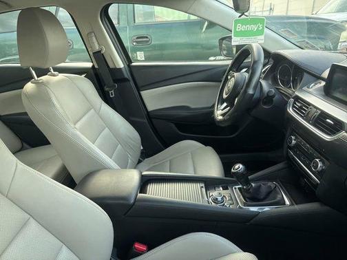 Snowflake White Pearl Mica 2017 Mazda Mazda6 Touring