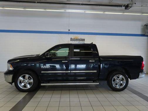 True Blue Pearlcoat 2016 RAM 1500 Big Horn