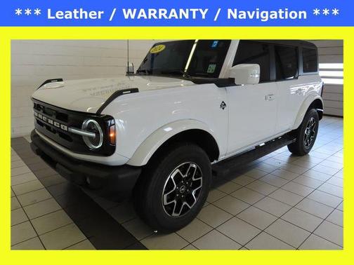 Oxford White 2024 Ford Bronco Outer Banks