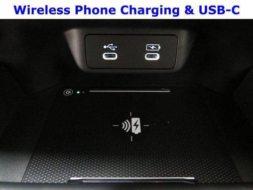 Platinum White Pearl 2026 Honda HR-V LX