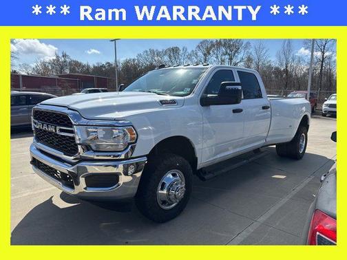 2024 RAM 3500 Tradesman Crew Cab 4x4 8' Box