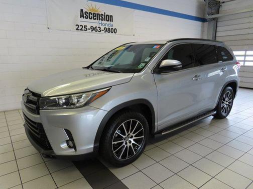 2018 Toyota Highlander SE
