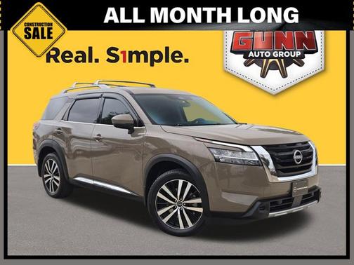 Baja Storm 2024 Nissan Pathfinder Platinum