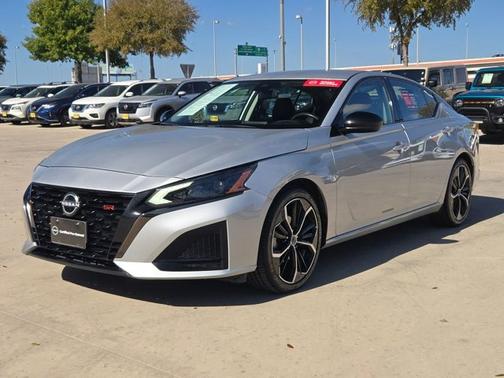 2024 Nissan Altima 2.5 SR