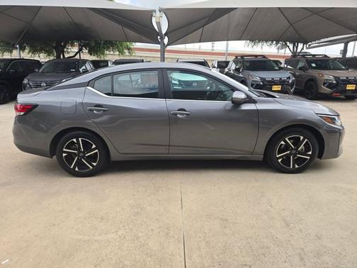 Gun Metallic 2024 Nissan Sentra SV