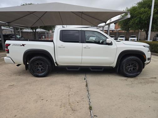Glacier White 2026 Nissan Frontier PRO-X