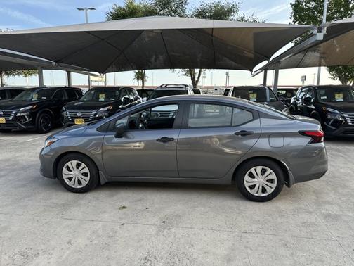 2023 Nissan Versa 1.6 S