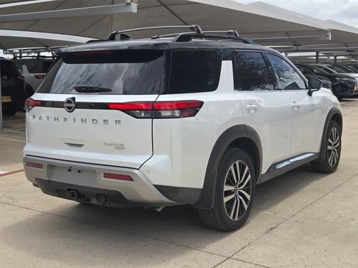 White / Black 2025 Nissan Pathfinder Platinum