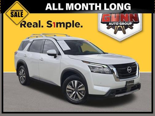 Everest White P 2025 Nissan Pathfinder SL