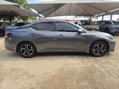 Gun Metallic 2024 Nissan Sentra SV