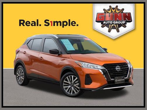 2023 Nissan Kicks SV