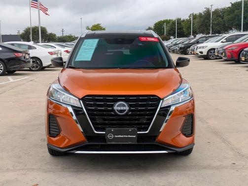 2023 Nissan Kicks SV