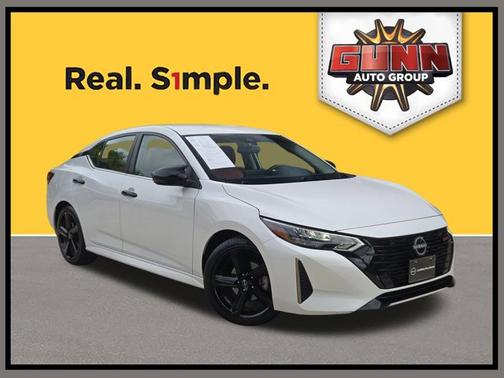 Aspen White 2024 Nissan Sentra SR