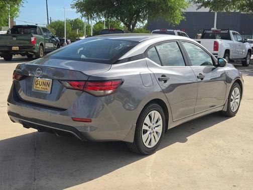 Gun Metallic 2025 Nissan Sentra S