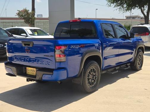 Bluestone Pearl 2024 Nissan Frontier PRO-4X