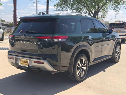 Obsidian Green 2024 Nissan Pathfinder SL