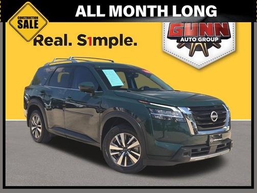 Obsidian Green 2024 Nissan Pathfinder SL