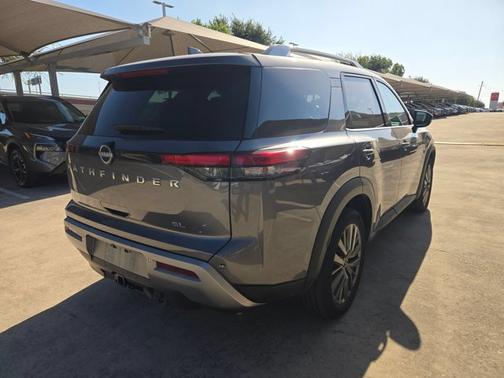 Gun Metallic 2025 Nissan Pathfinder SL