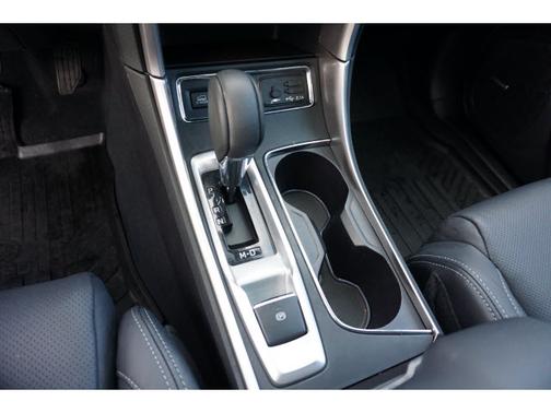 Photo 5 of 30 of 2021 Subaru Ascent Limited