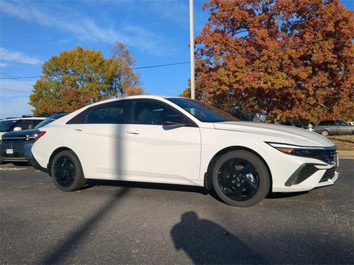 2026 Hyundai ELANTRA Sport