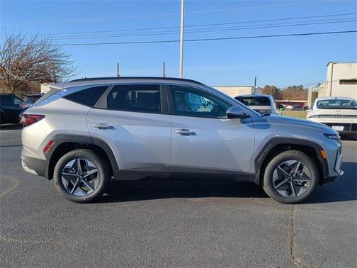 2026 Hyundai TUCSON Hybrid SEL