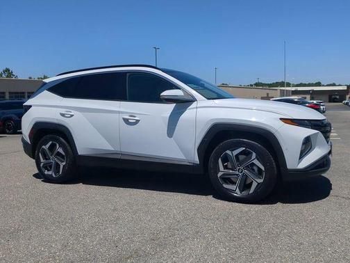 Serenity White Pearl 2023 Hyundai TUCSON Limited
