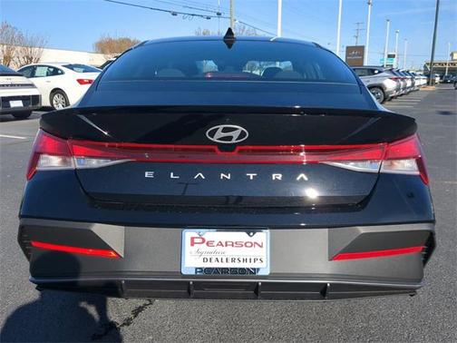 2026 Hyundai ELANTRA Sport