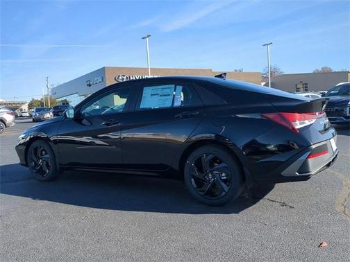 2026 Hyundai ELANTRA Sport