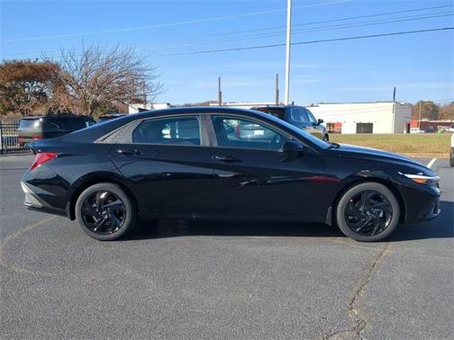 2026 Hyundai ELANTRA Sport