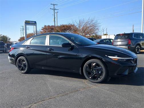 2026 Hyundai ELANTRA Sport