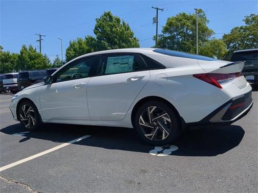 2025 Hyundai ELANTRA Sport