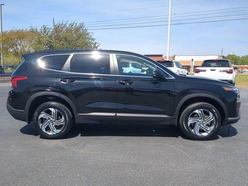 2023 Hyundai SANTA FE SE